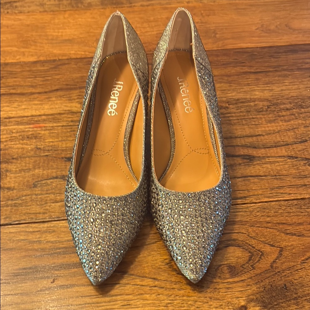 J.Renee Silver Glitter Pointed Toe Pumps